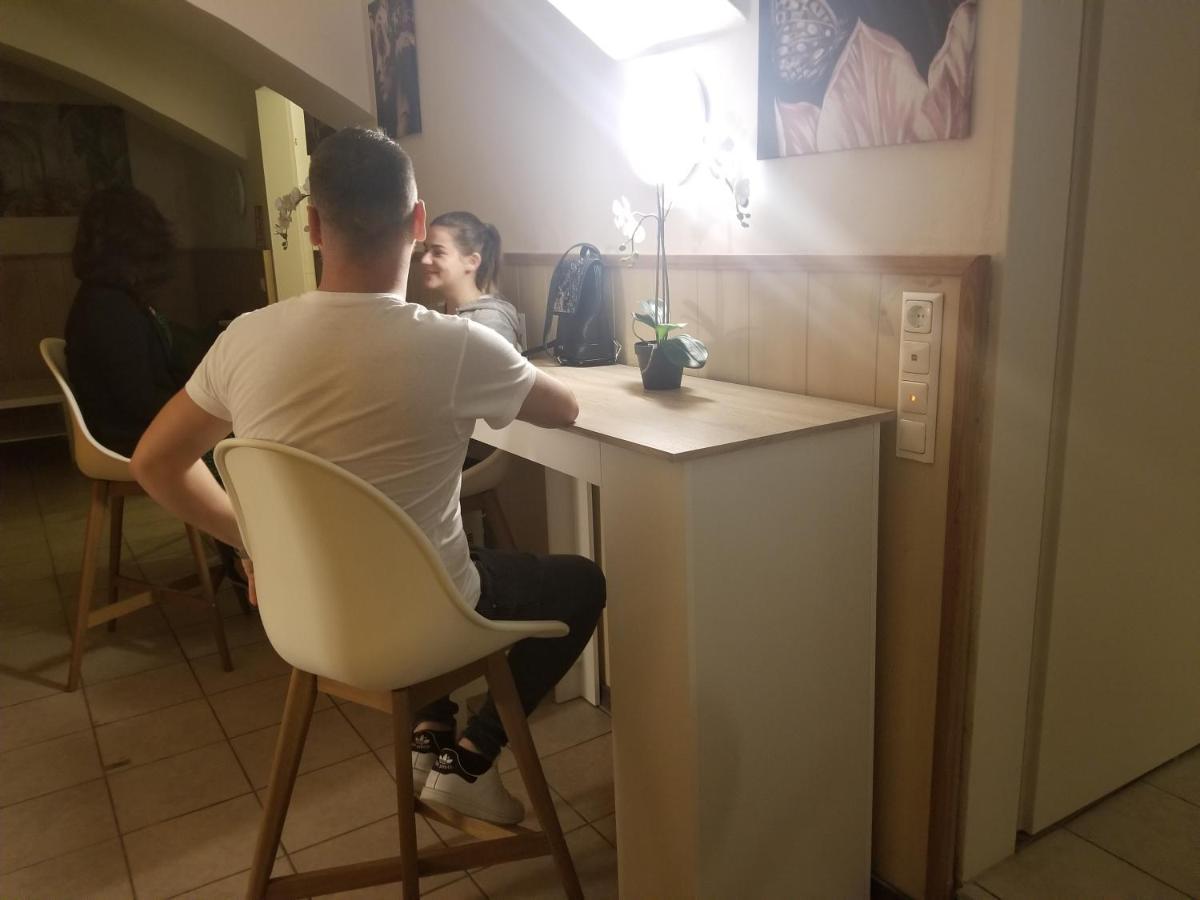 Global Apt Vienna Apartment Ngoại thất bức ảnh