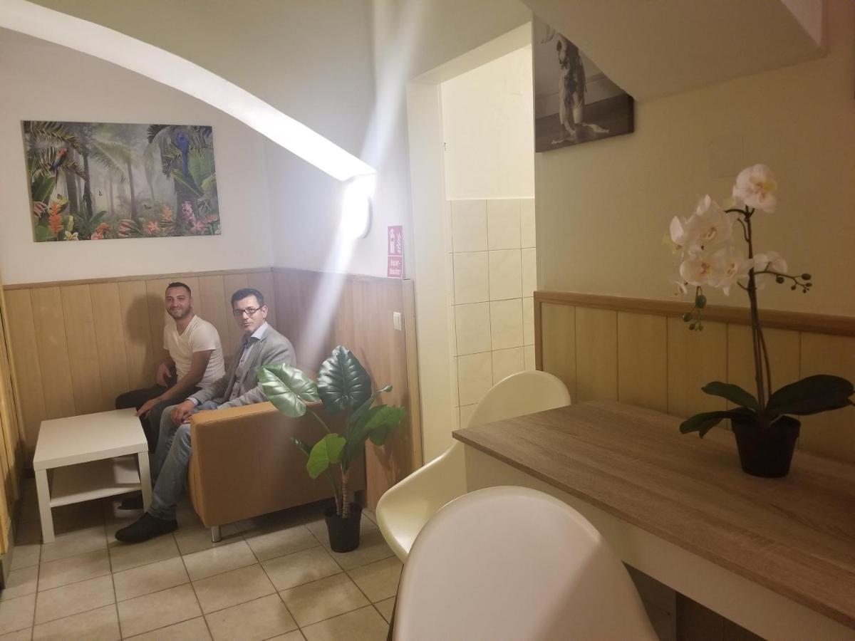 Global Apt Vienna Apartment Ngoại thất bức ảnh