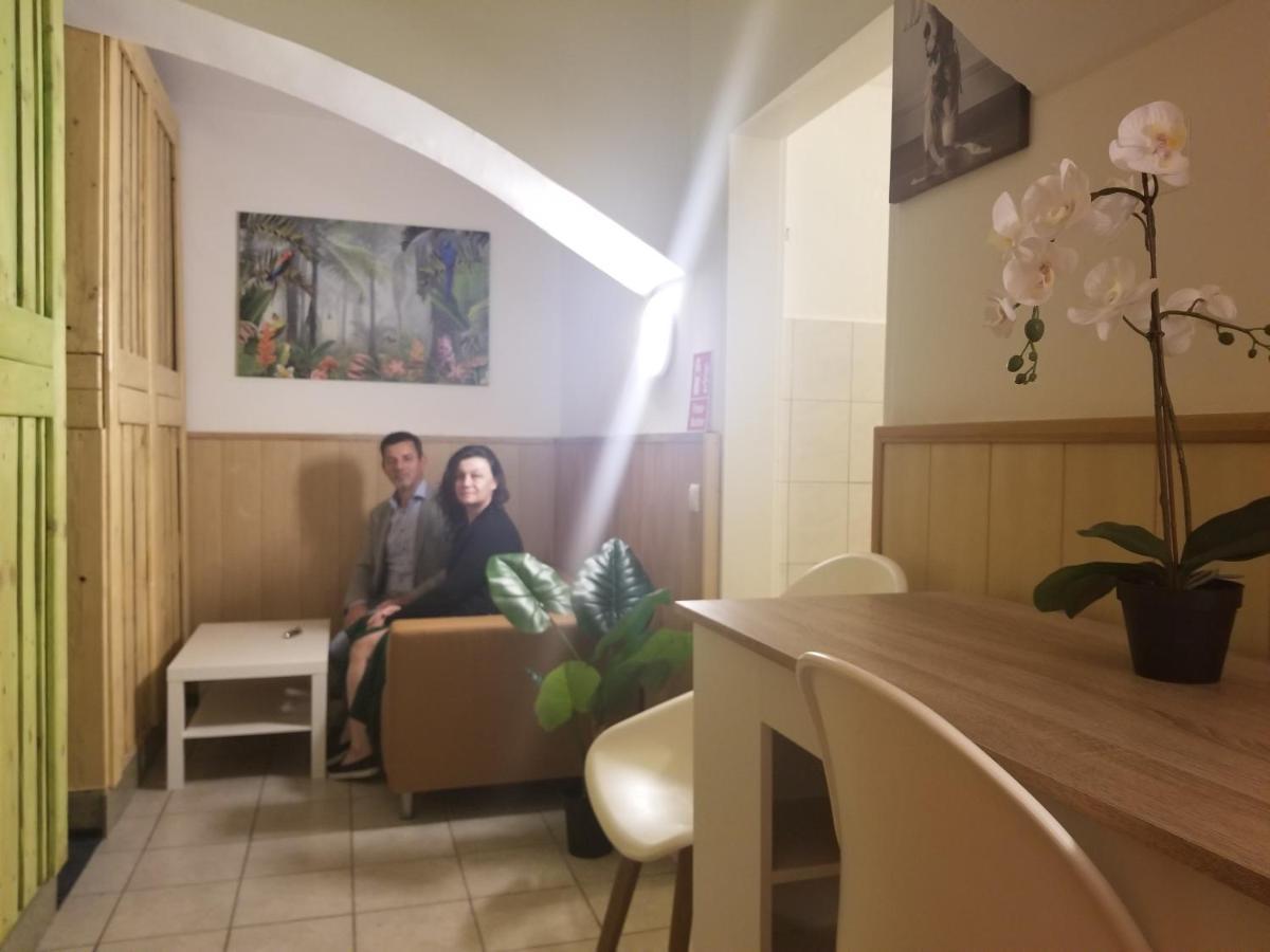 Global Apt Vienna Apartment Ngoại thất bức ảnh