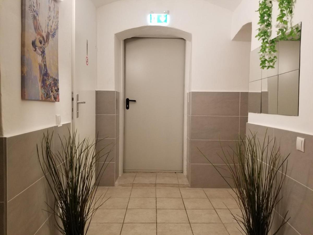 Global Apt Vienna Apartment Ngoại thất bức ảnh