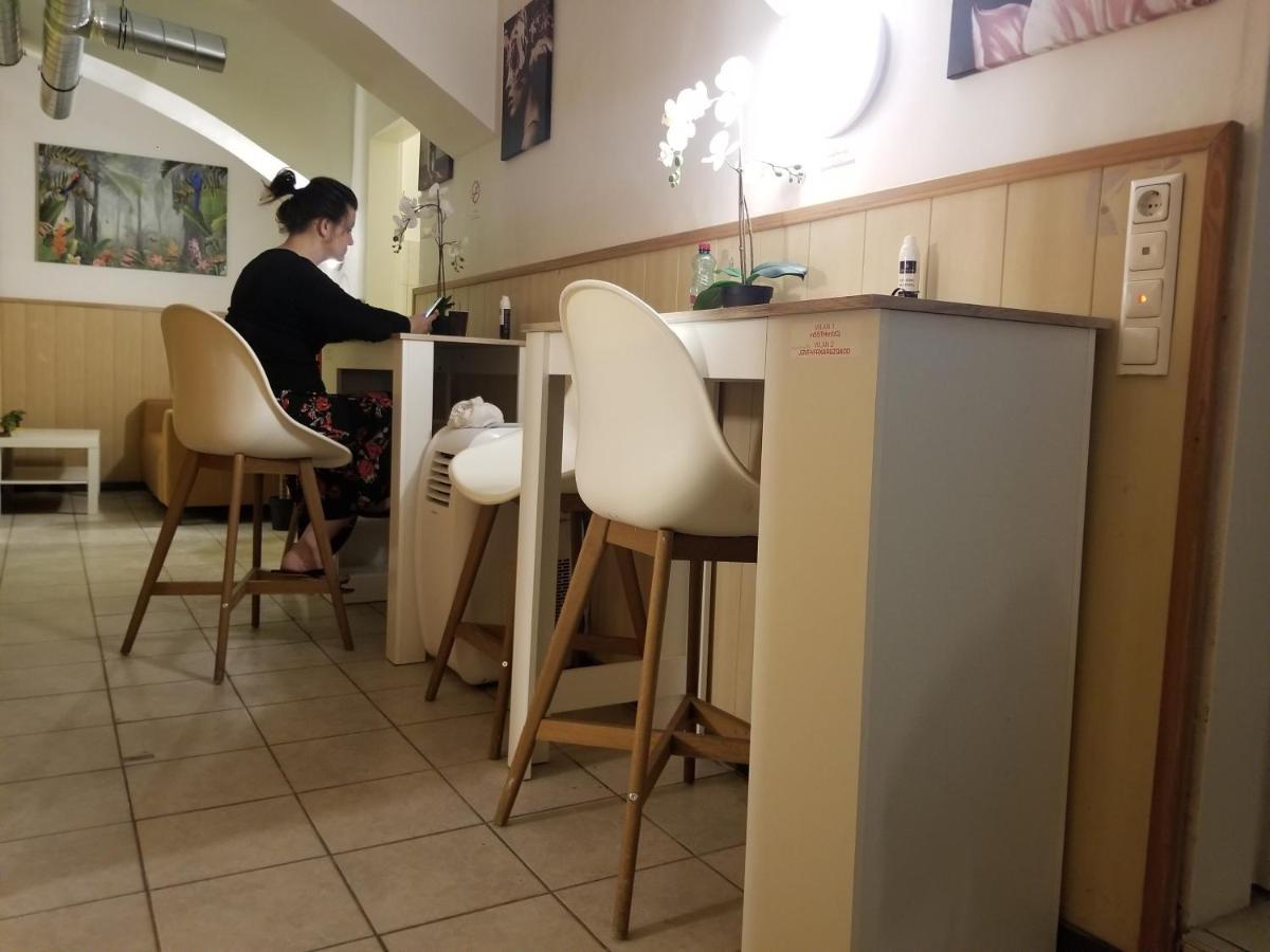 Global Apt Vienna Apartment Ngoại thất bức ảnh