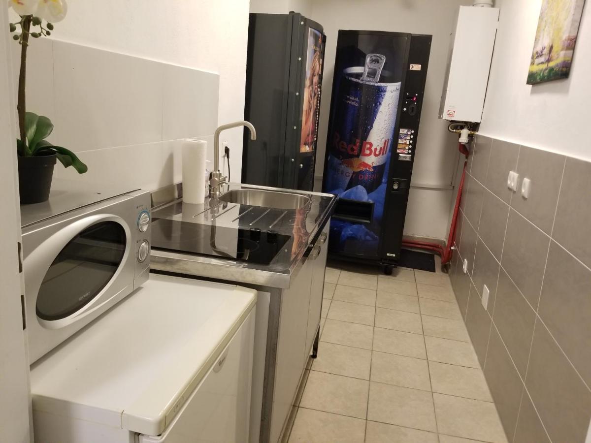 Global Apt Vienna Apartment Ngoại thất bức ảnh